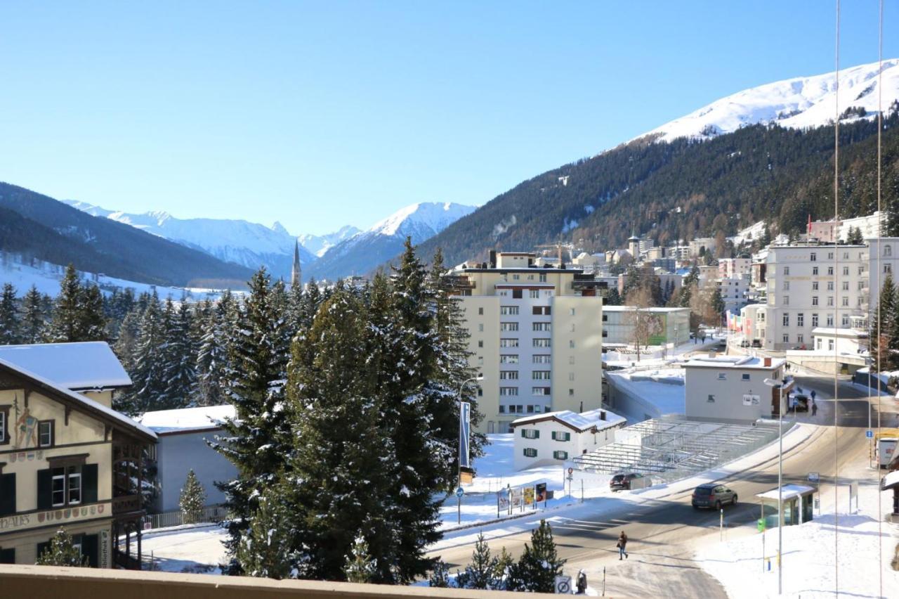 Ferienwohnungen, Carlton Am Park, Davos Platz Exterior photo